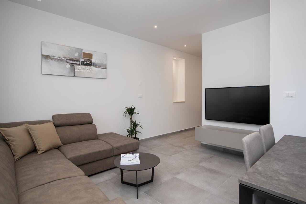 Apartments Igor Medulin Extérieur photo