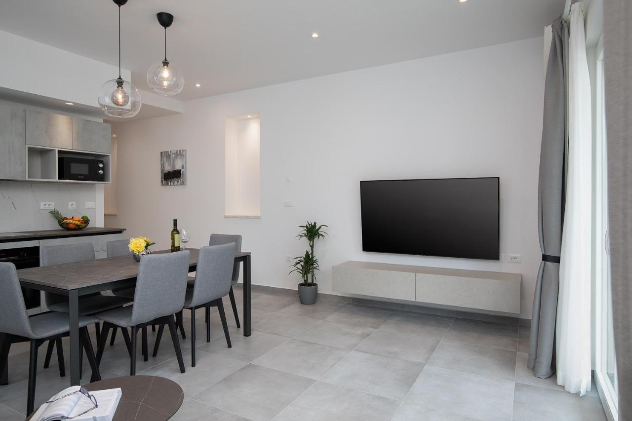 Apartments Igor Medulin Extérieur photo