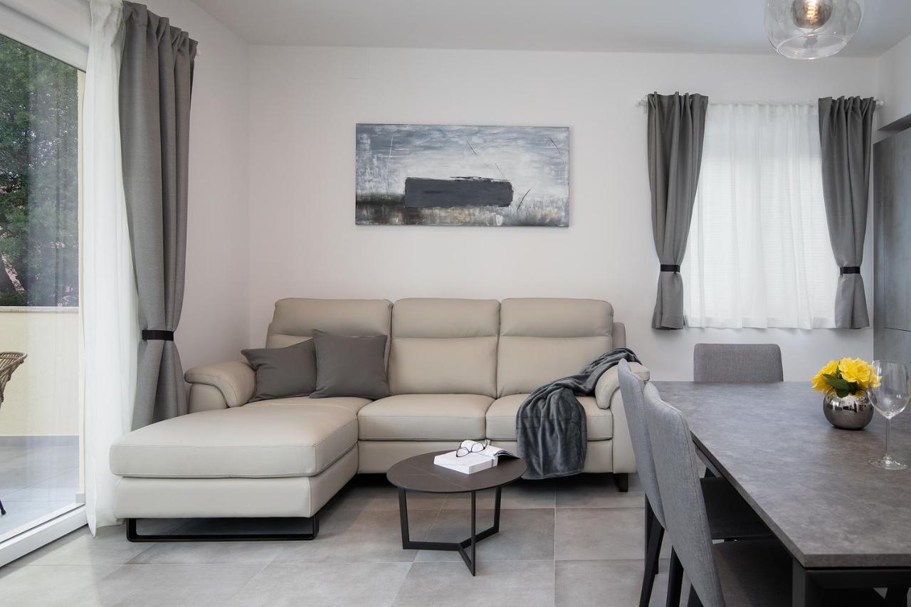 Apartments Igor Medulin Extérieur photo